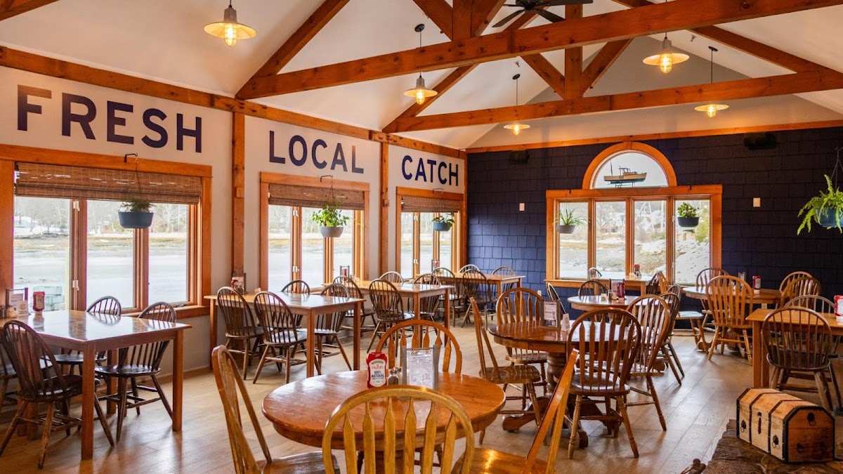 Cape Neddick Lobster Pound interior